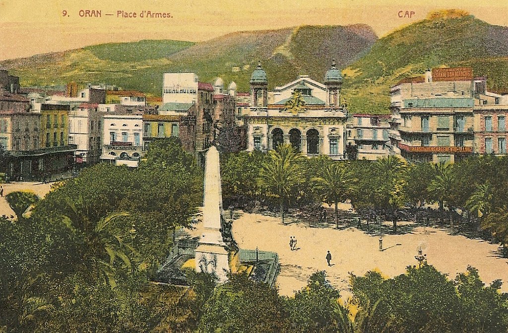 398-place d'Armes en 1925.jpg